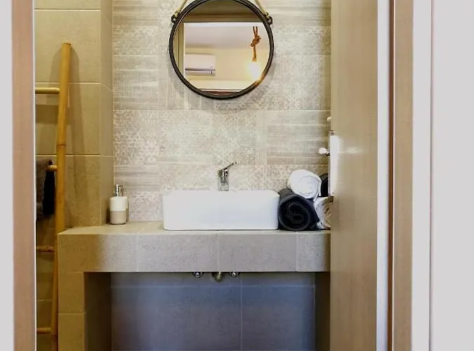 Апартаменты Medousa Адамас